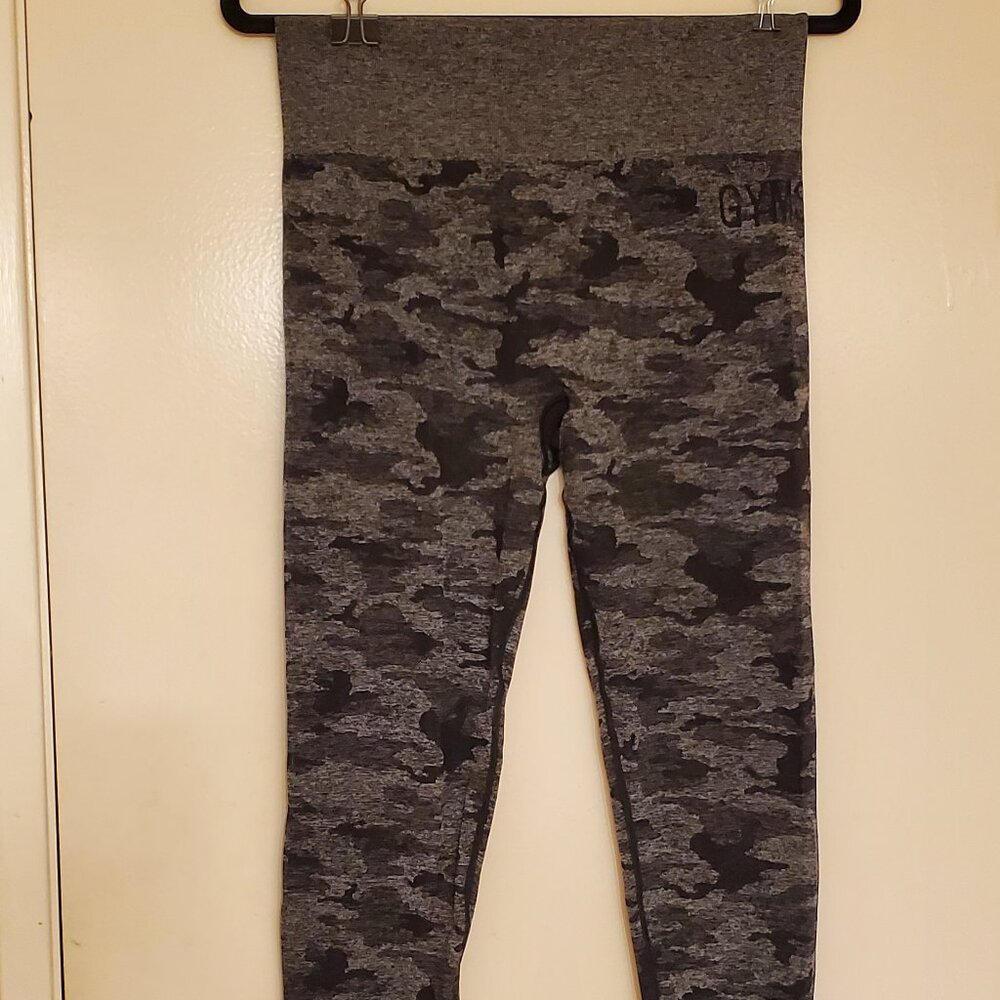 Gymshark Adapt Camo Seamless Leggings Black & Gray Women’s Large